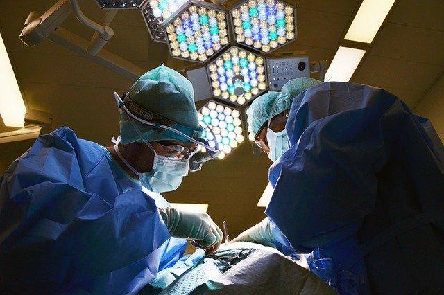 A disfagia transitória após uma cirurgia de fundoplicatura é esperada em até 50% dos casos