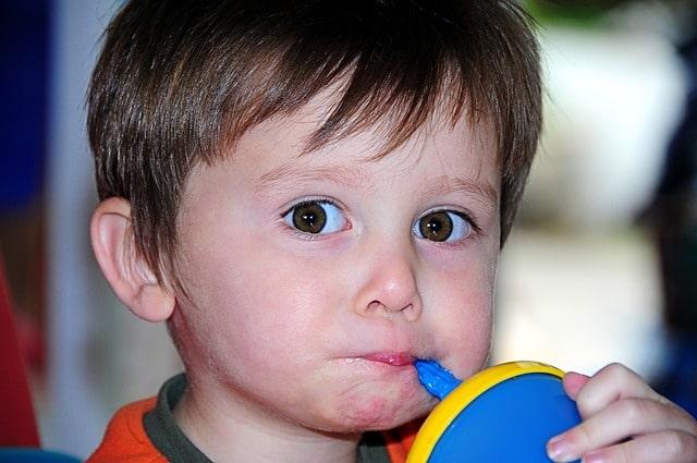 Segurança de dietas no tratamento da epilepsia infantil resistente a fármacos