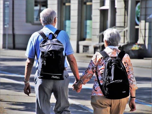 Idosos com mais de 70 anos se questionam sobre os benefícios do uso de estatinas