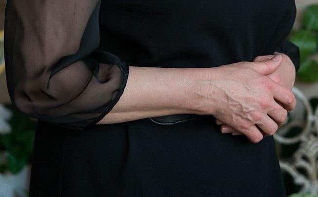 A osteoporose está associada à histerectomia em pacientes não oncológicas