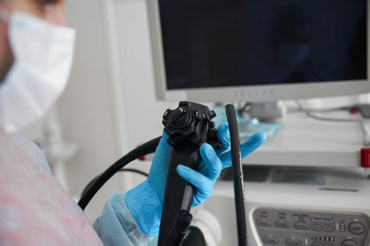 Ecocardiograma transesofágico intra-operatório: para todos ou para poucos ?