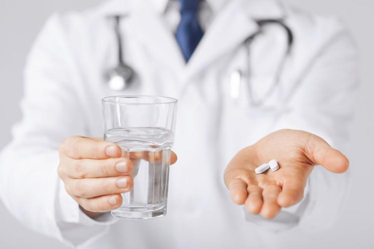 Vale a pena prescrever vitaminas e ômega 3 para prevenção cardiovascular?
