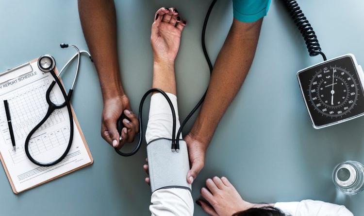Qual é a pressão ideal para pacientes com insuficiência cardíca?