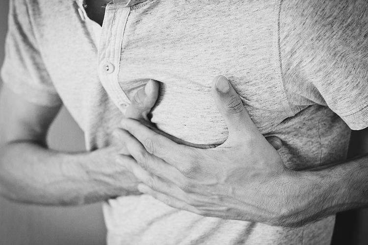 Dor torácica aguda: como usar o HEART Score na prática?
